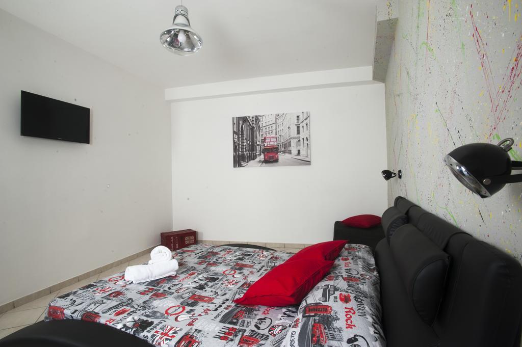 City Pompei Accommodations Δωμάτιο φωτογραφία