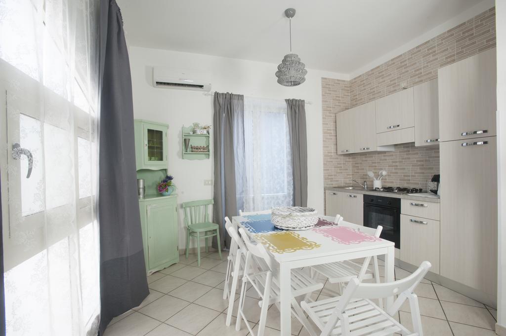City Pompei Accommodations Δωμάτιο φωτογραφία
